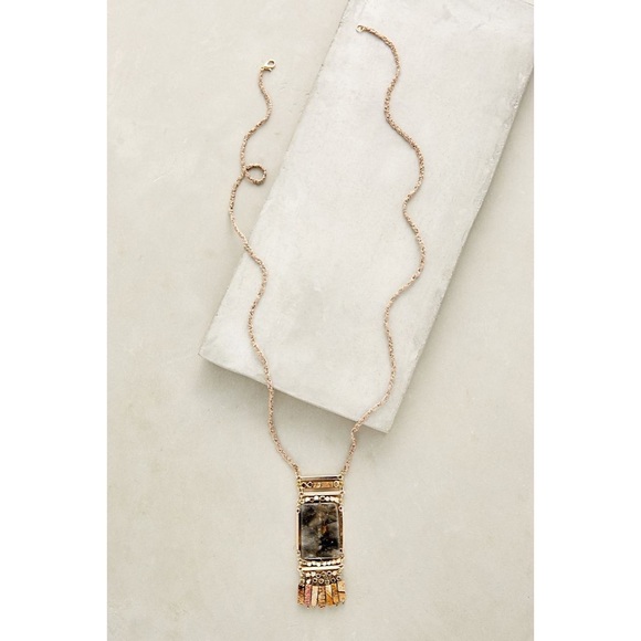 ANTHROPOLOGIE Isadore Pendant Necklace